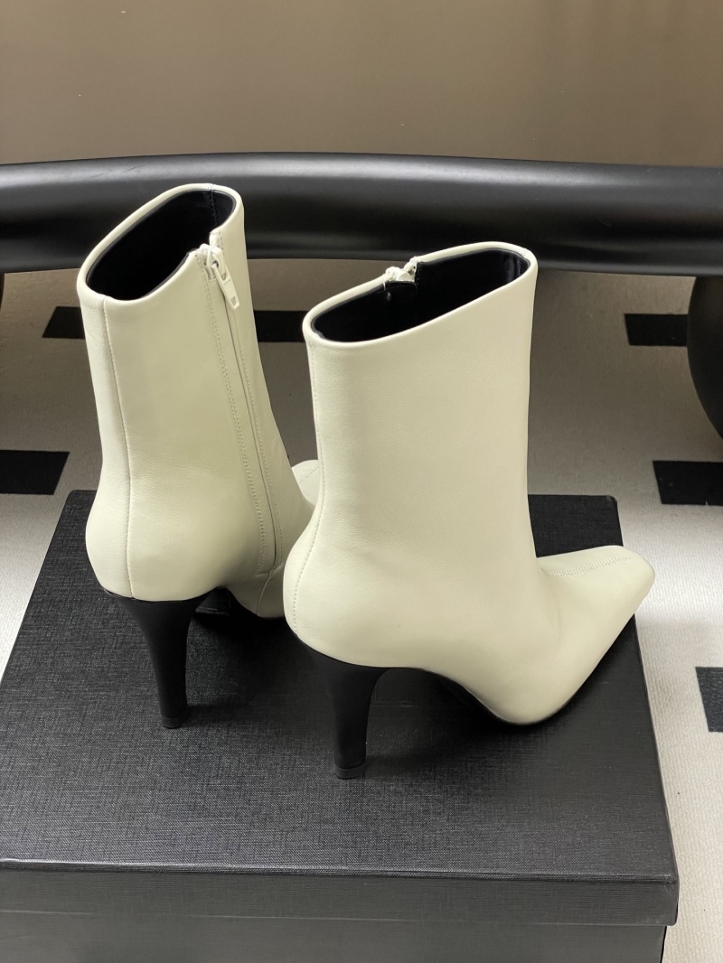 Y51 boots